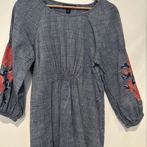 Pea In The Pod Maternity Top